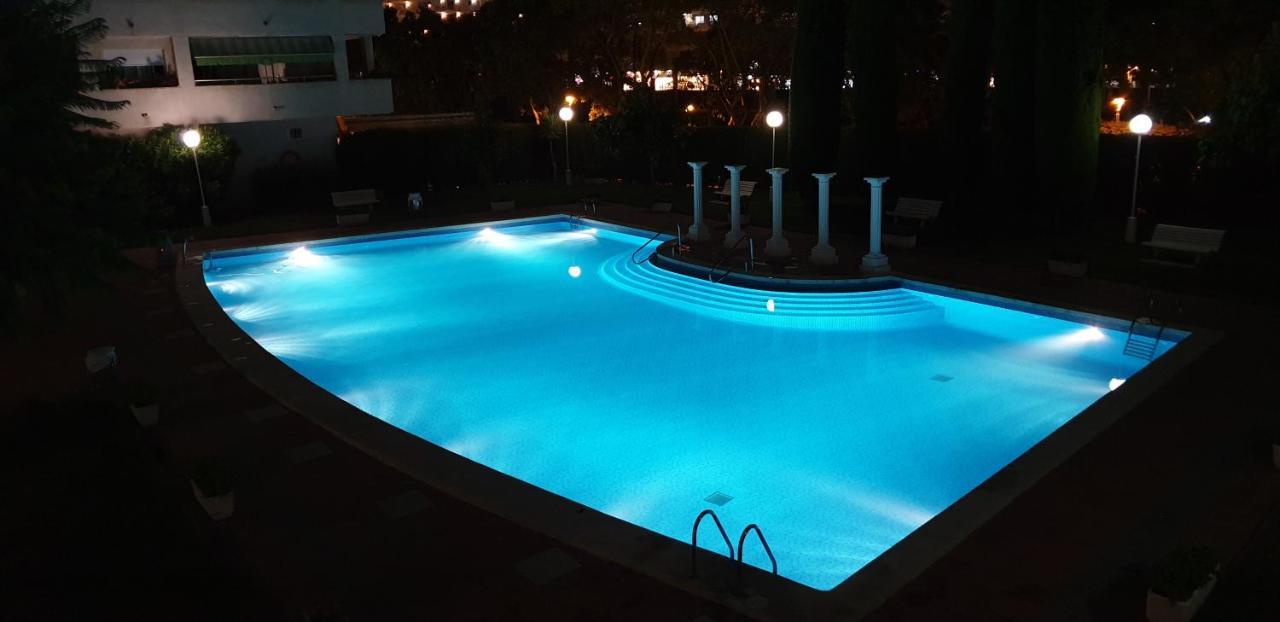 Apartment Center Salou Near Port Aventura Εξωτερικό φωτογραφία