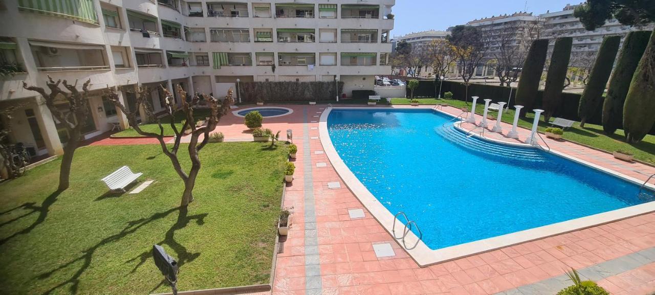 Apartment Center Salou Near Port Aventura Εξωτερικό φωτογραφία
