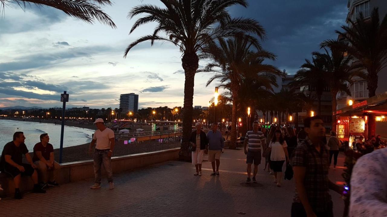 Apartment Center Salou Near Port Aventura Εξωτερικό φωτογραφία